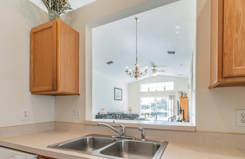 Sabal Harbour Villa | 4 bedroom pool villa with great lakeview - bird lovers dream