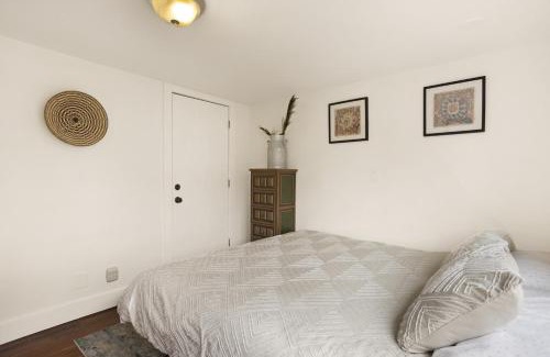 Chico House | 4 bedroom Private House in central Chico