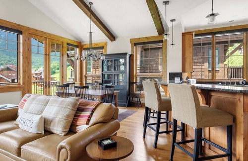 Spruce Peak Cabin | 4 Bedroom Spruce Peak Mt Cabin "StoweGlobe" Steps to the lifts with FULL Mountain Views.