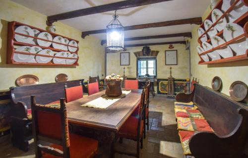 Montefiascone House | 4 Bedroom Stunning Home In Montefiascone