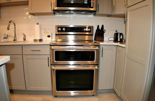 Dewey Beach Condo | 4 Bedroom Upscale Condo 1 Block to the Ocean