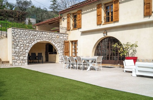 La Colle-sur-Loup Villa | 4 bedroom villa in la colle-sur-loup