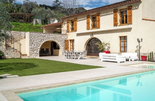 La Colle-sur-Loup Villa | 4 bedroom villa in la colle-sur-loup