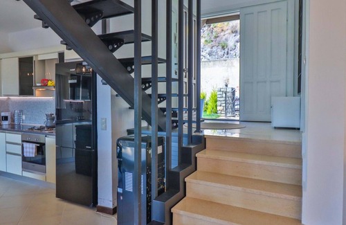 Ortakent Villa | 4 Bedroom Villa, Private Heated Pool, Jacuzzi, Beach Access, Panoramic View