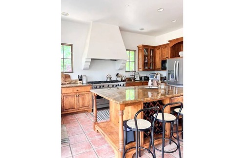 Ventura Villa | 4 bedroom villa with epic views near downtown Ojai