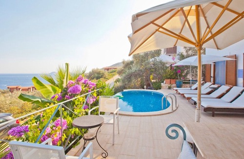 Kalkan Villa | 4 bedroom villa with exceptional sea views in prime location
