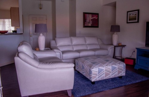 Inverness House | 4 bedroom villa with FREE SOLAR POOL HEATING (fee for optional electric heating)