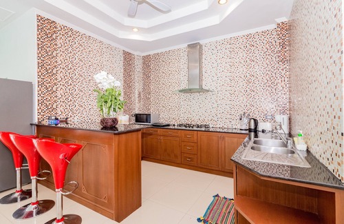 South Pattaya Villa | 4 Bedroom Villa with Private Pool 5 Minutes Walking Street and Beaches