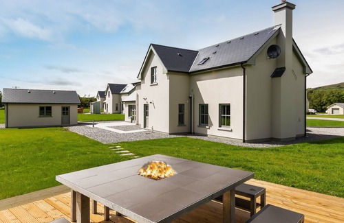 Kenmare House | 4 bedroomed luxury home in a quiet area