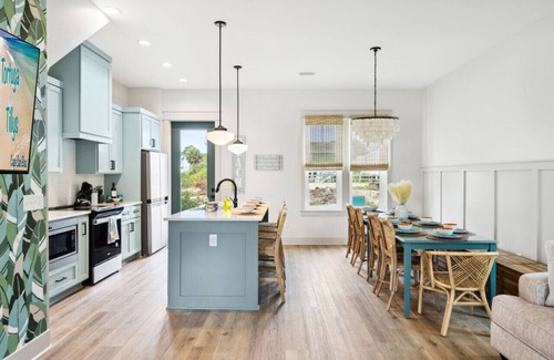 Cape San Blas House | 4 Bedrooms, Dog Friendly, And Just Steps From The Beach!