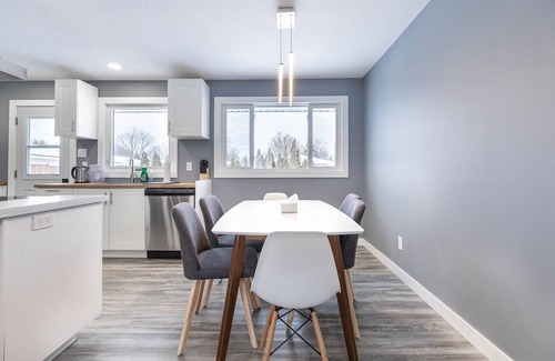White Oaks House | 4 Bedrooms Modern Oasis in London