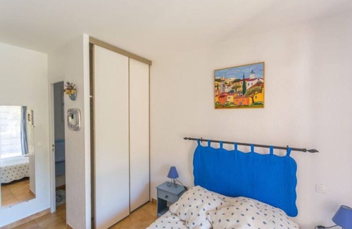 Bagnols-en-Foret House | 4 bedrooms with bathroom, terrace and independent access