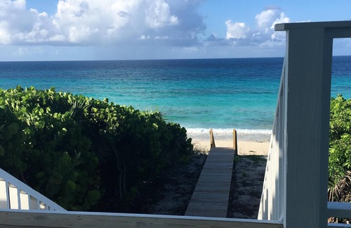 Great Guana Cay House | 4 Beds,4 Baths! Ocean views EVERY room! Beautiful New Home on Breathtaking Beach