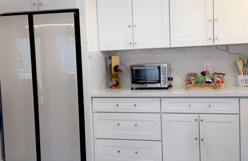 White Sands Cottages House | 4 Beds/4Baths ROOFTOP! Gorgeous MODERN 360 degree views STEPS TO THE BEACH!