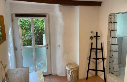 Schwieberdingen Apartment | 4 Betten in 3-Zimmer-Wohnung mit WLAN TV und Garten
