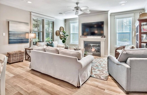 WaterSound West Beach House | 4 Bikes~Pool~Screened-in Porch & Balcony~Updated~Pool~ Anchor Here!