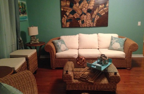 Jacksonville Beach House | 4 blocks from Jacksonville Beach