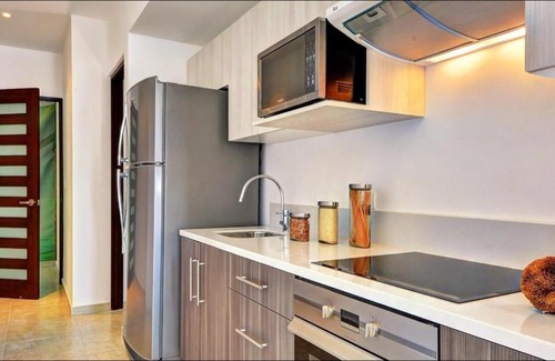 Gonzalo Guerrero Apartment | 4 BLOCKS FROM OCEAN ! dwtn!! Horizonte 34