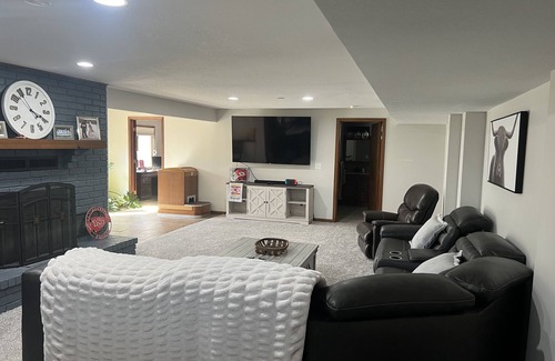 Emporia House | 4 BR, 3 full, bath. Lots of Room in Quiet Neighborhood cul-de-sac!