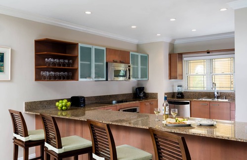 The Bight Resort | 4 BR Oceanfront Penthouse, All-Inclusive Suite at Alexandra Resort