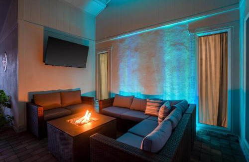 North Mountain House | 4 Br-Sleeps 10-Heated Private Pool-Fire Pit-Games