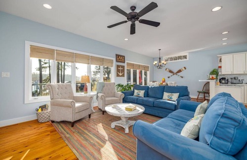 Henrico House | 4 BR~Stunning Views~Fire Pit~Sleeps 12