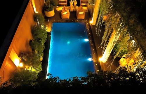 Berawa Villa | 4-BR villa in Canggu with Private pool, AC, WiFi & Fully equipped kitchen