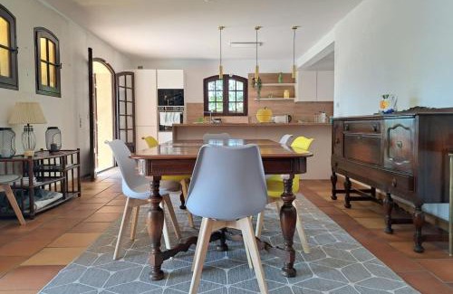 Le Cannet Villa | 4 BR Villa with Pool Sea View AC Parking - BENAKEY