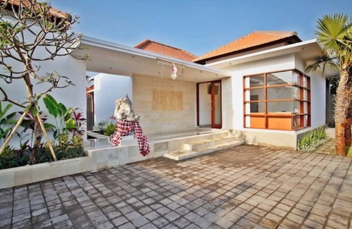 Kerobokan Villa | 4 Breakfast in 2BR Private Pool #3