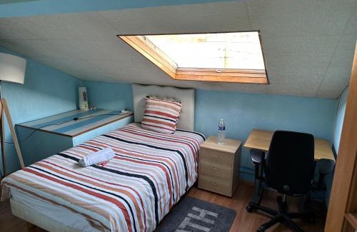 La Courneuve House | 4 chambres privées dans un pavillon chaleureux