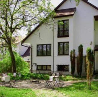 Zwierzyniec Bed & Breakfast | 4 Couples & 4 Friends Hostel