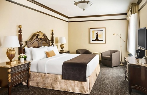 Central Park West Hotel | 4 Deluxe 1 King Bed at The Lucerne Hotel, Close to New York Historical Society!