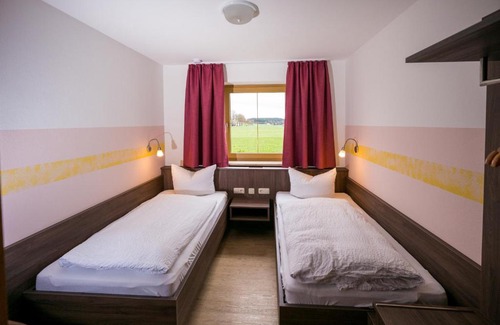 Obing Apartment | 4- Ferienwohnung Chiemgauer Seenglück