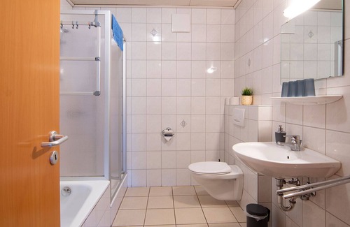 Oppenau Apartment | 4 Ferienwohnung Moosblick, 2 Schlafzimmer
