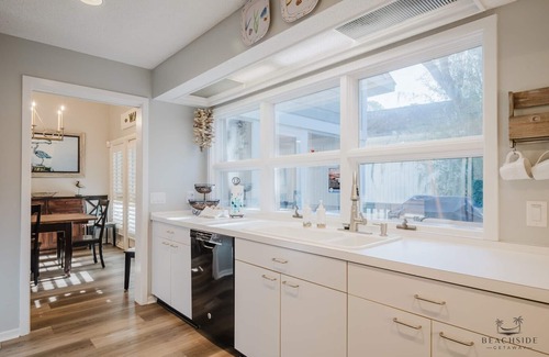 Hilton Head Island House | 4 Firethorn Way - 6 Bedroom, 3rd Row, South Forest Beach Home