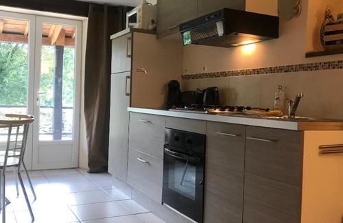 Le Sourn House | 4 Gite complex with private fishing lake