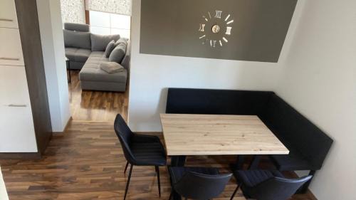 Leipheim Apartment | 4-h3rOeS Legoland Günzburg Wohnung 1