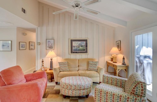 Hilton Head Island House | 4 Hickory Lane 3 BR Pool Forest Beach