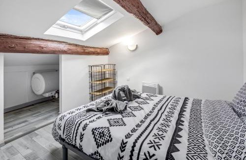 Beziers City Centre Apartment | 4 - Historic Heart - Cathedral