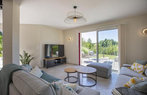 Cellettes House | 4 house 5 bedrooms, swimming pool and river absolute calm