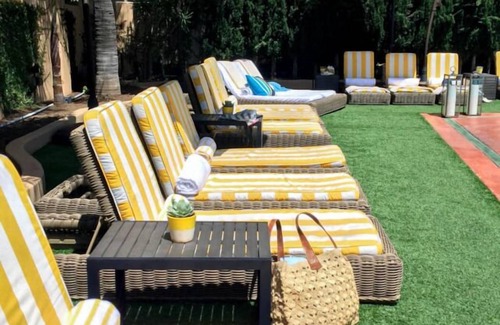 East Hollywood House | 4 Kid-friendly Rooms, Minutes to Grammy Museum! Self-Parking, Swimming Pool