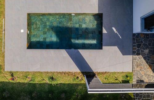 Grand-Baie Villa | 4 King Size Bed Villa with Pool & BBQ Grand Baie