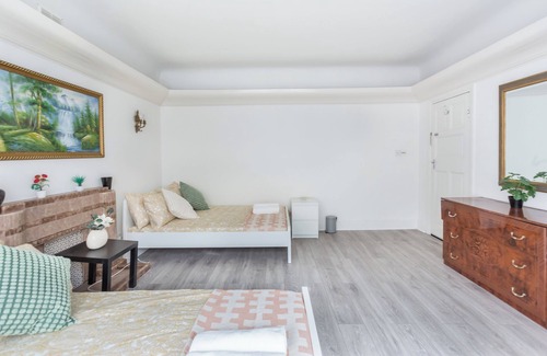 Forest Hill House | >4 Large room, >2 Double bed room House> Near Station> London