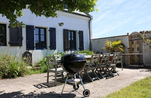 Bangor House | 4* listed house with large private garden in a 6-hectare estate