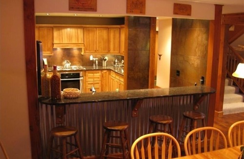 Warrior's Mark Cabin | 4 Master bedrooms, Gourmet Kitchen, Walk 2 Town & Lifts, Hot Tub, Pond & River