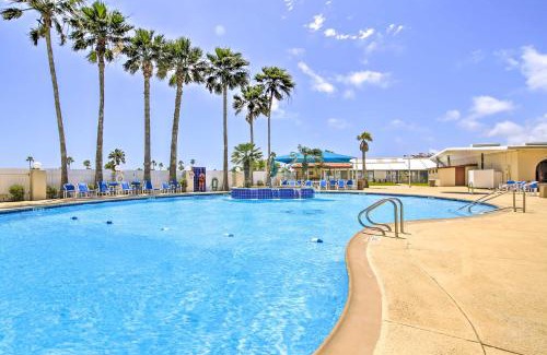 Port Isabel House | 4 Mi to Beach Home with Pool and Golf in Port Isabel!