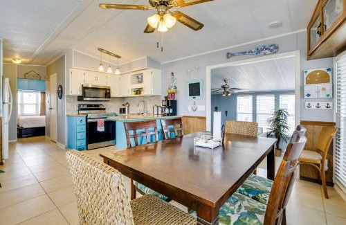Port Isabel House | 4 Mi to Beach Home with Pool and Golf in Port Isabel!