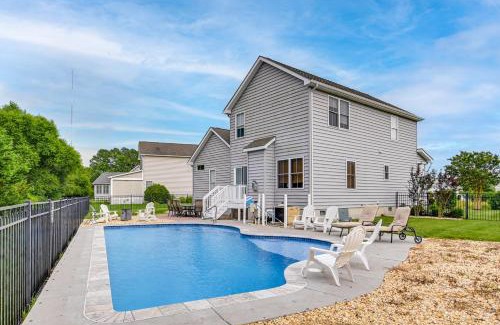 Frankford House | 4 Mi to Bethany Beach Frankford Getaway with Pool!
