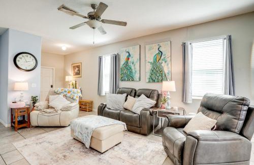 Greater Palm River Point CDC House | 4 Mi to Brandon Exchange Resort-Style Townhome!