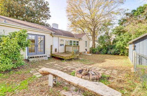 Sans Souci House | 4 Mi to Dtwn Home with Fire Pit in Greenville